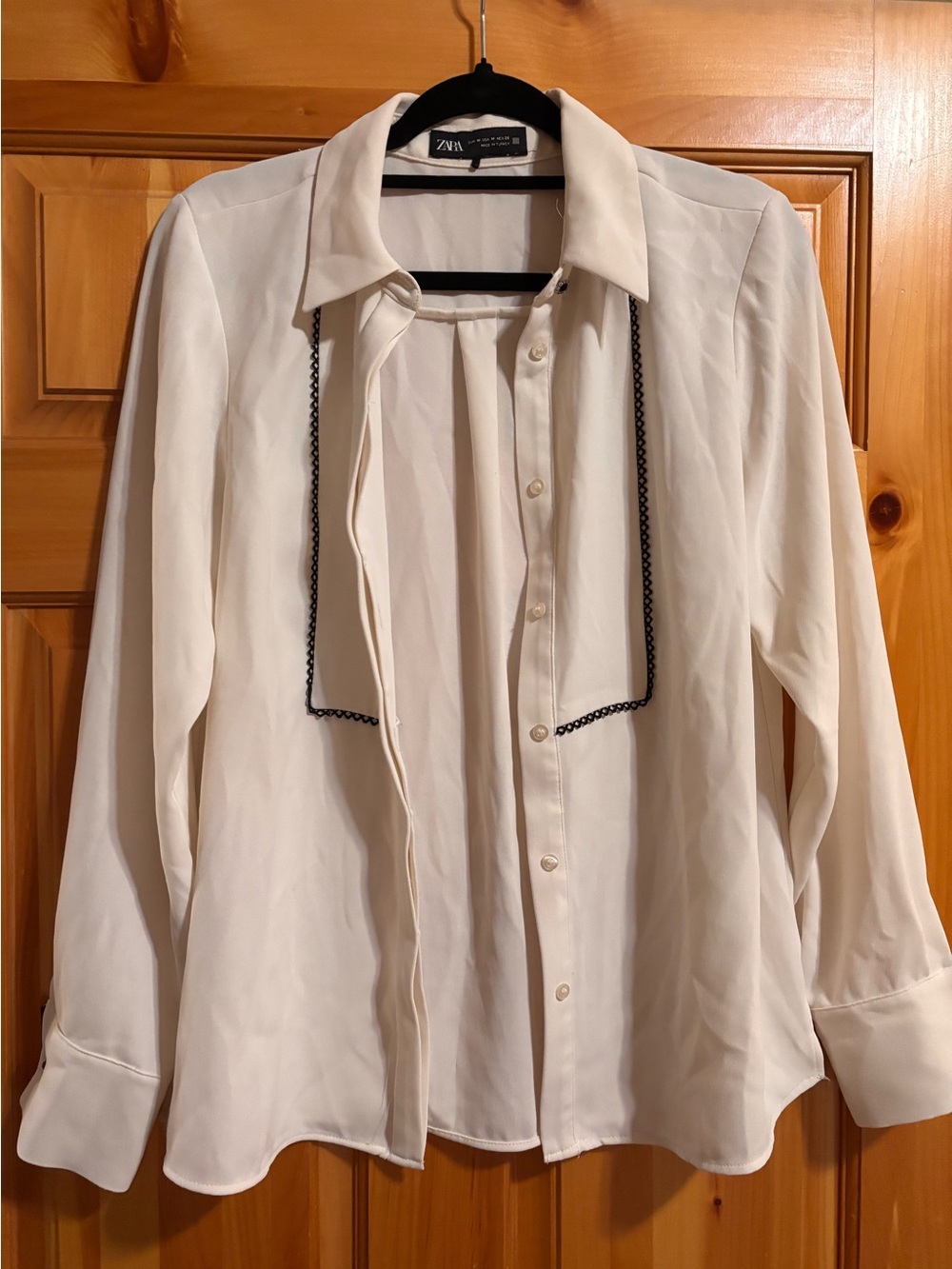 Zara Cream Dress Shirt with Black Trim Detailing